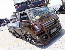 L300 Di Modif by Mitsubishi L300 Enam Roda Ini Jadi Tontonan Di Blackauto L300 Di Modif