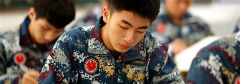 2018年度湖南省空军青少年航空学校招生工作安排 – 周南中学招生
