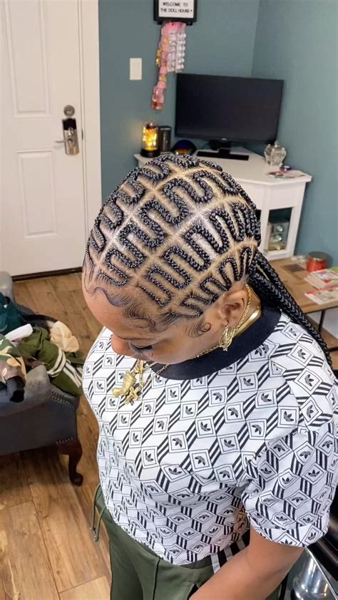 Zig zag hair inspo | Cornrows, Cornrows natural hair, Short box braids ...