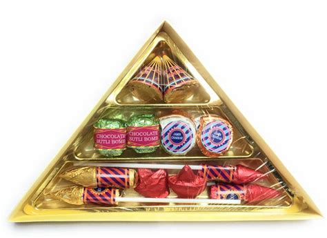 Rich'U Chocolates Diwali Crackers Shape Chocolate Gift Box Bars Price ...