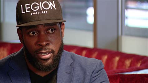 Seahawks legends Kam Chancellor and Garry Gilliam hold food drive at ...