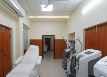3 Best Dermatologist Doctors in Guntur - Expert Recommendations