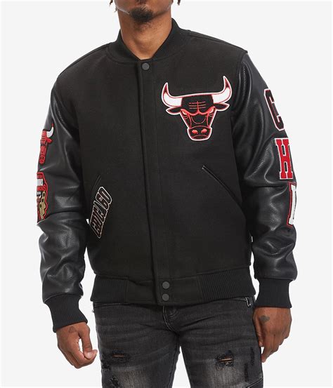 Red/Black Pro Standard Chicago Bulls Varsity Jacket - Jacket Makers