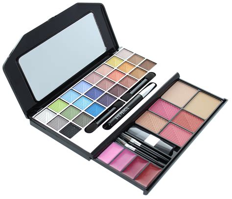 Full Makeup Kit Items List at Tamala Gavin blog