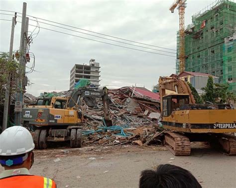 柬埔寨7层高楼房倒塌 至少3死18伤30人被埋 | 星岛日报