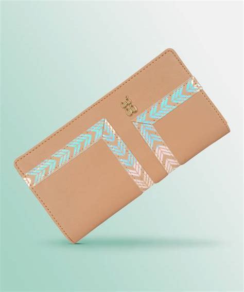 Baggit Women Casual Beige Artificial Leather Wallet - Price History