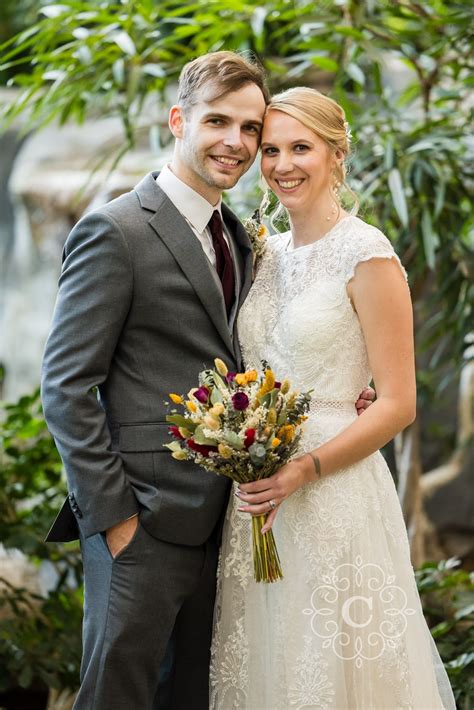 Woodbury Central Park Wedding Photos | Emily + Dustin