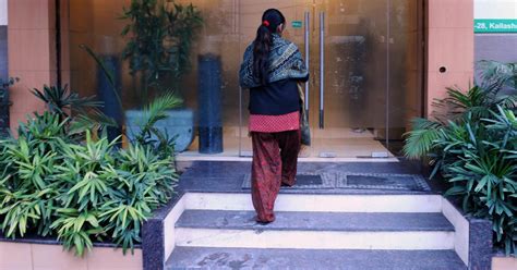 Fertility treatment: Doctors often do not explain the risks of IVF, say ...