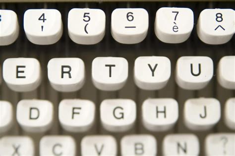 Computer Keyboard Typewriter-Style 的图像结果