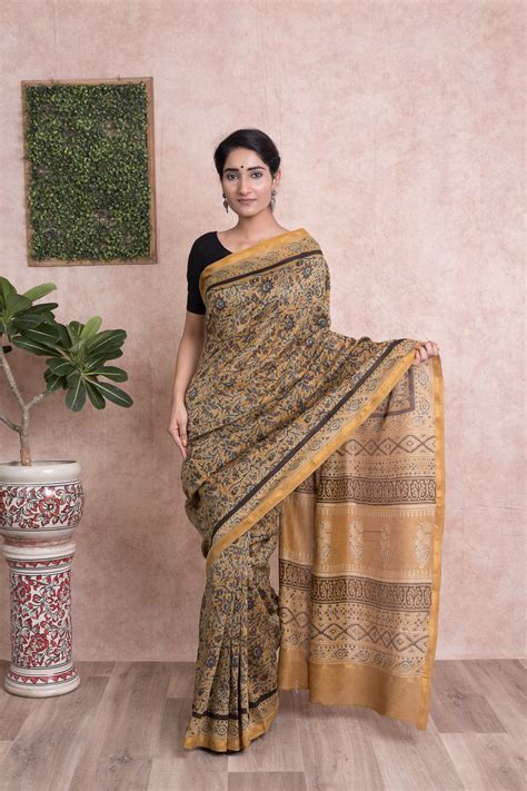 Women Ajrak Print Kalamkari Chanderi Silk Saree with Unstitched Blouse ...