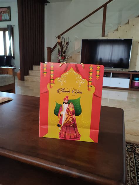 Arrow Product Paper Maharaja Wedding Bag With 200 GSM and Gold Color ...