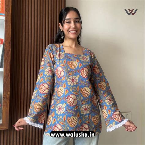 Classic Blue Floral Printed Bell Sleeve Short Kurti – Walusha