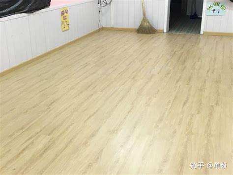 学校用地板，教室用地板，实验室用PVC地板销售-阿里巴巴