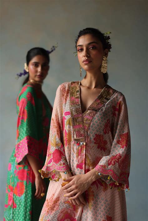 Gul Pastel Pink Printed Front Pleat Kurta Set – Raji Ramniq