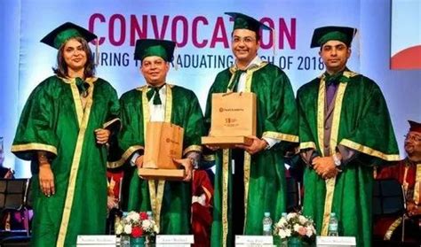 Graduation Gown - Masters Graduation Gown Service Provider from New Delhi