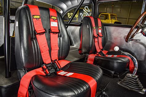 What Are Bucket Seats & Race Seats?