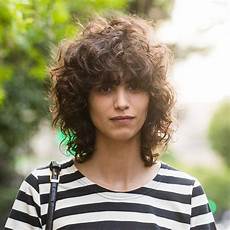 Curly Hairstyles With Fringe by Tips For Great Bangs With Curly Hair Curly Hairstyles With Fringe