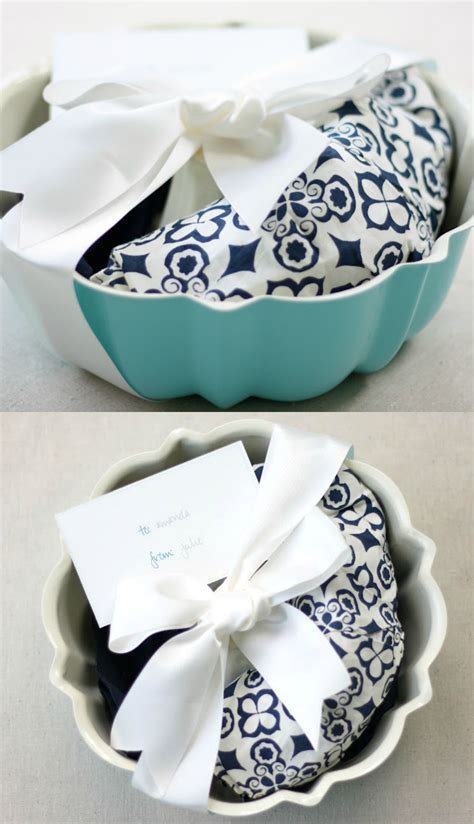 What To Give Bridal Shower Hostess at Victoria Brownlee blog
