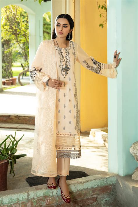 Aabyaan Luxury Lawn Collection – BATUL(AL-03) – YourLibaas