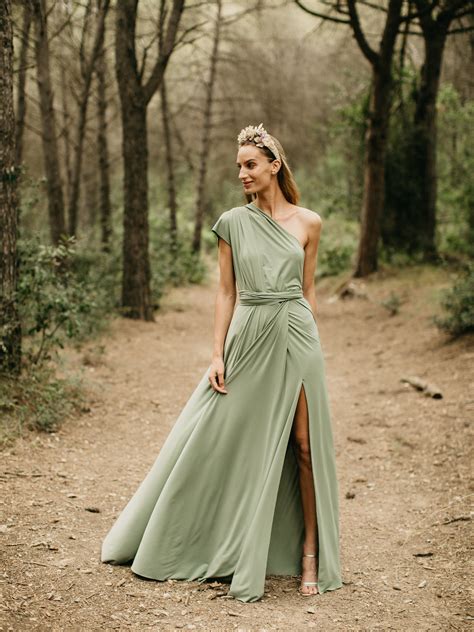 Light Green Dresses