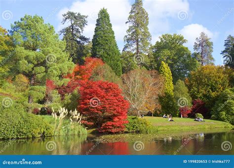 Sheffield park, UK editorial stock photo. Image of landscapes - 199820653
