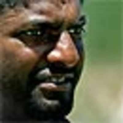 No cricket after retirement for Muralitharan | New Zealand in India ...