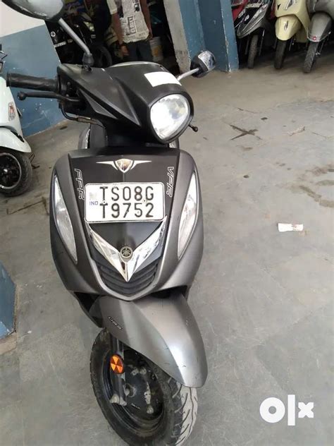 Yamaha Fascino 2019 model grey colour in excellent condition - Scooters ...