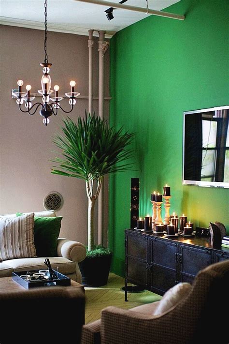 labor cost to paint a living room