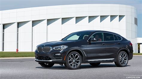 2019 BMW X4 xDrive30i | Front Three-Quarter