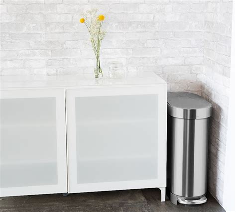 How Many Gallons Is 45 Liter Trash Can | Storables