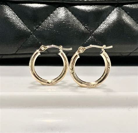 10K Gold Hoop Earrings for Women, 10k Real Yellow Gold Round Hoop ...