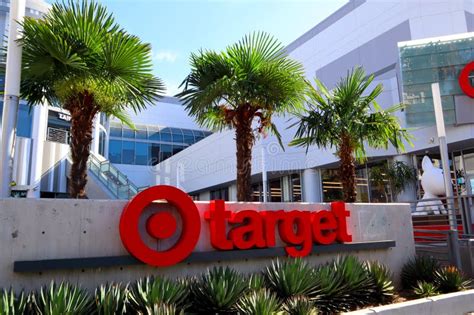 Target Department Store 的图像结果