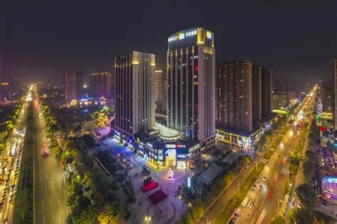 2023粤·向群饭店(泮塘路店)美食餐厅,这是一条美食街，开有不少特...【去哪儿攻略】