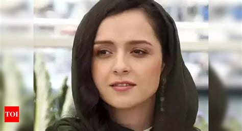 Iran frees actress Taraneh Alidoosti, jailed over anti-government ...