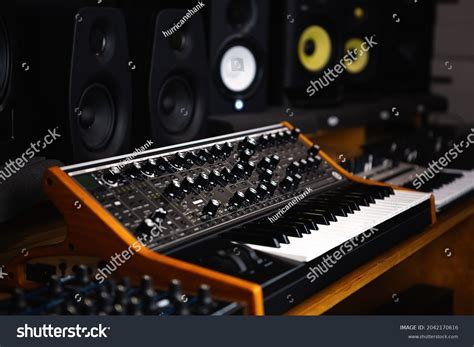 Synthesizer Music 的图像结果