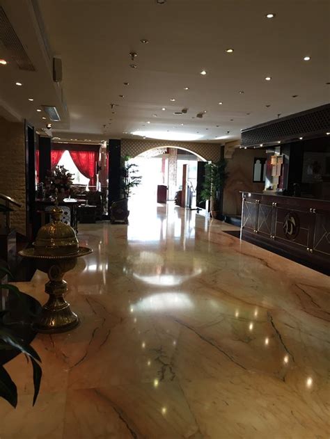 ROSHAN AL AZHAR HOTEL (Jeddah) - Hotel Reviews, Photos, Rate Comparison ...