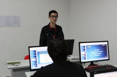郑州市管城回族区第二实验学校组织劳动课程教师进行线上培训-河南商报