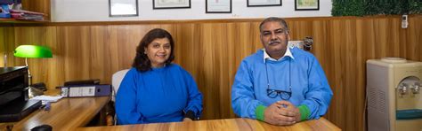 Best Dental Clinic in Gurgaon | Prof. Dr. Vinayak at Smilessence