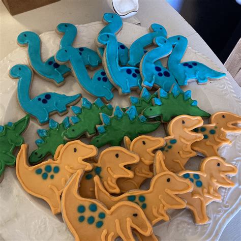 New Dinosaur Cookie Cutter Set-7 Piece-Dinosaur Footprint and Head ...