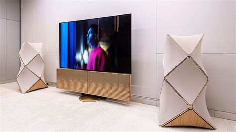Bang & Olufsen Mayfair Flagship: High End Televisions, Sound Systems ...
