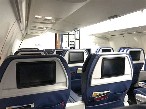 Boeing 757 Delta First Class