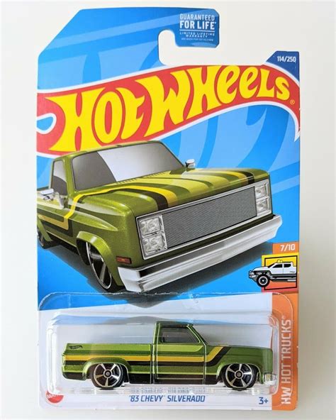 Hot Wheels - '83 Chevy Silverado : Amazon.ca: Toys & Games