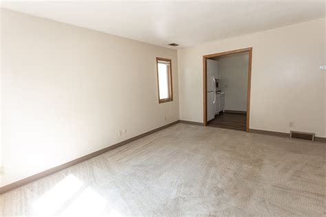 Parkway Apartments – Reside Property Management