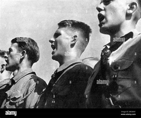 Hitler youth hitlerjugend -Fotos und -Bildmaterial in hoher Auflösung ...
