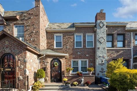 64-11 83rd Street, Middle Village, NY 11379 | Trulia