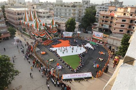 2575 Haribhaktas from 7 countries celebrate 'Azadi Ka Amrut Mahotsav'