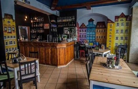 Poland Nightlife: A Guide Of The 10 Best Places To Party Till Dawn