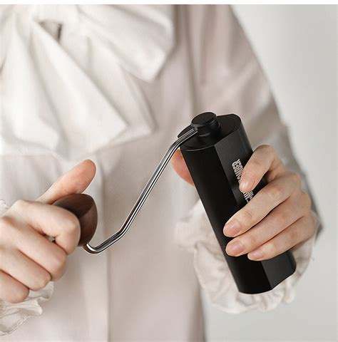 Adder V3 Manual Grinder – cafecoffeemachines