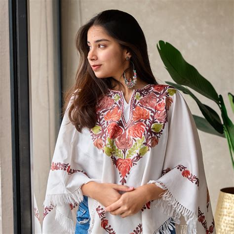 White Kashmiri Poncho – Kashmiriyat