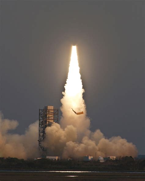 Grand Finale, [all 135 Space Shuttle Launches] – SOCKS